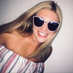 Meet your Posher, Abigail